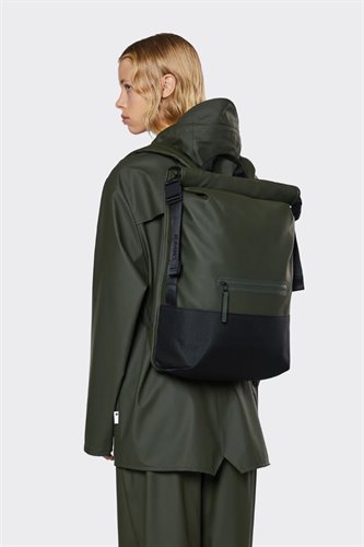 Trail Rolltop Backpack RAINS Trail Rolltop Backpack Green