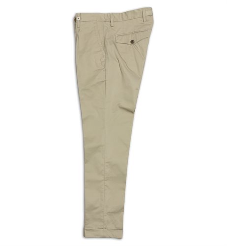 Pantaloni chino con pence  MYTHS Pantaloni chino con pence