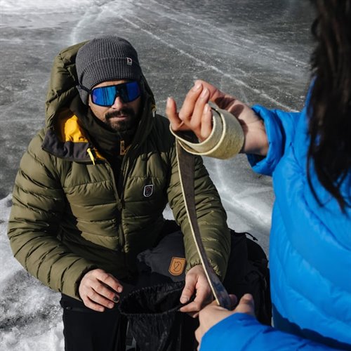 Expedition Pack Down Hoodie Jacket FJÄLLRÄVEN Expedition Pack Down Hoodie Jacket