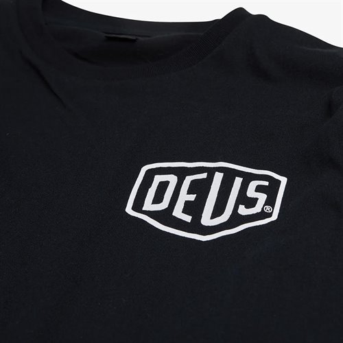 Milano Address Tee DEUS EX MACHINA Milano Address Tee